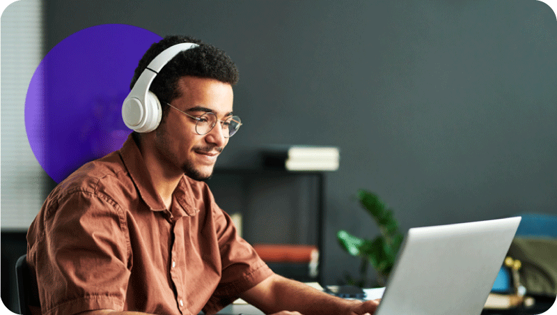 DigitalAudio_ManHeadphones